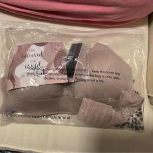 Kindred Braverly pumping and nursing bra